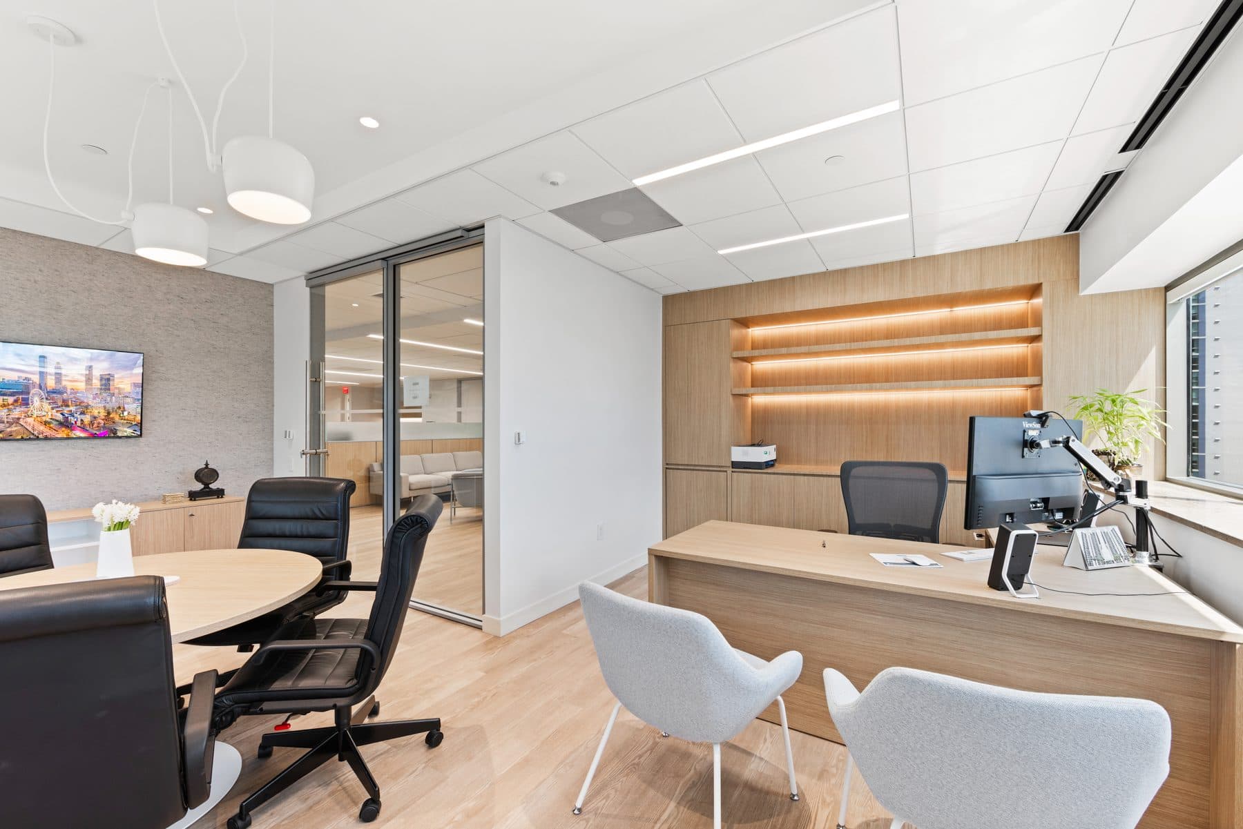 Confidential corporate headquarters interior, photograph 16