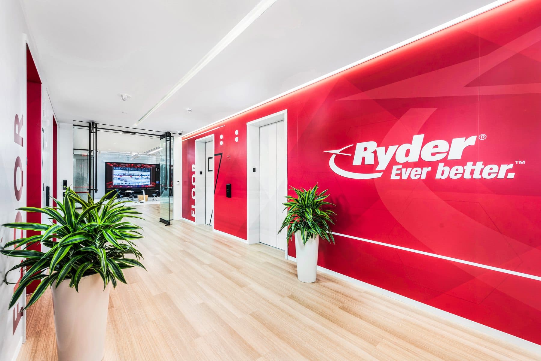 Ryder System headquarters interior, photograph 15